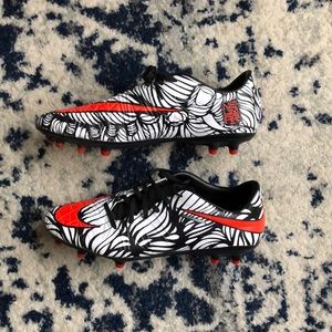 NIKE NEYMAR HYPERVENOM PHATAL II FG SOCCER CLEATS